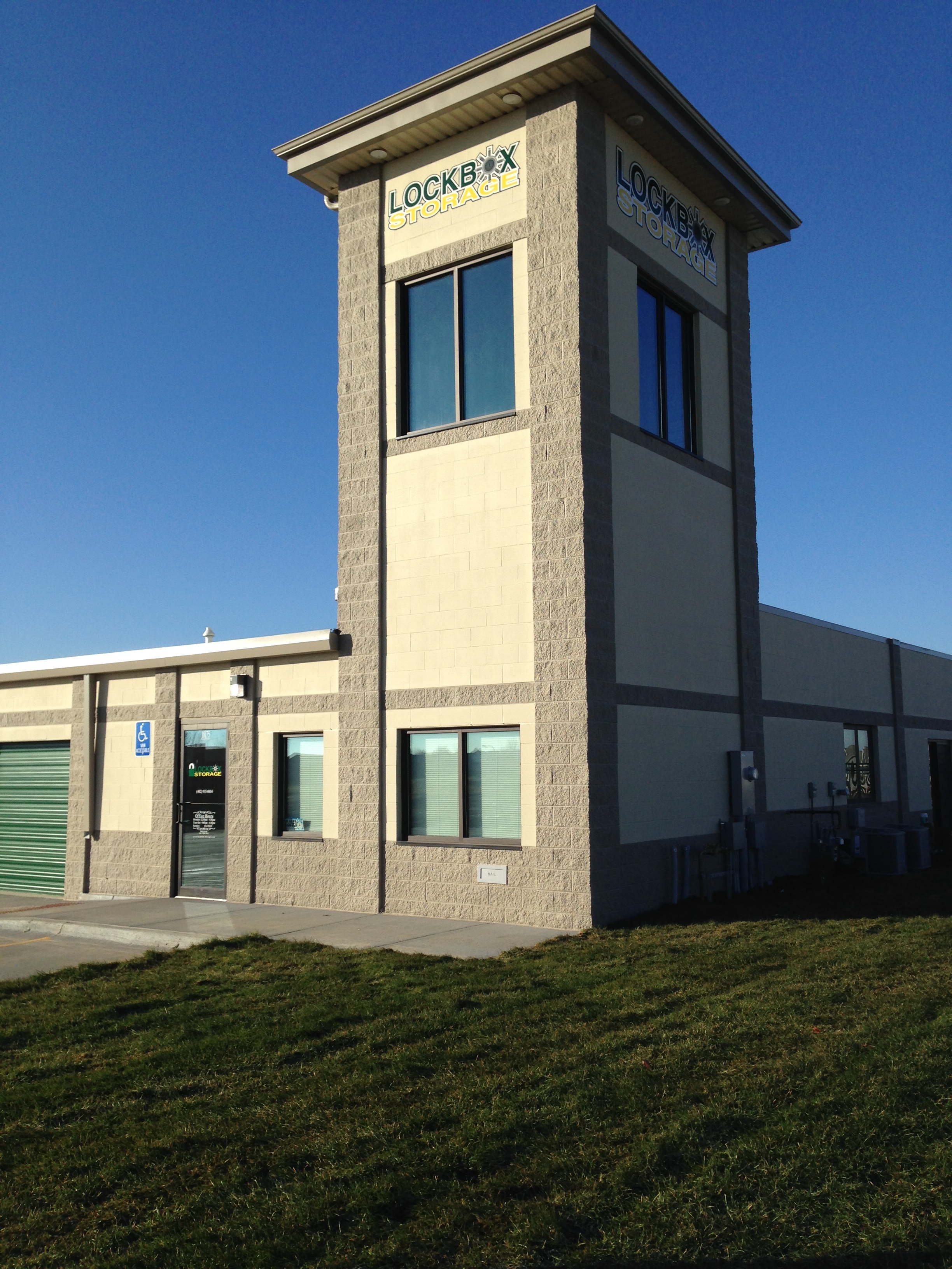 Lockbox Storage - Sunridge